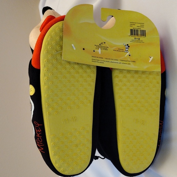 Disney Junior Mickey Mouse Slippers NWT - Picture 3 of 7